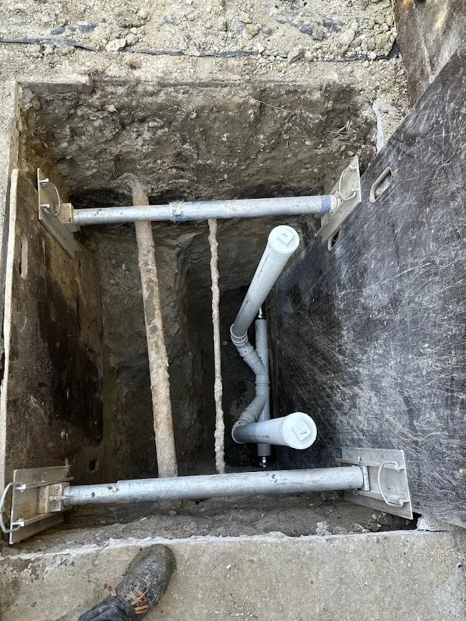 Experienced plumber completing Gas Line Repair work in Seffner